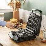 Electronice si Electrocasnice - Electrocasnice bucatarie - Preparare paine - Sandwich-maker - Sandwich maker multifunctional Tefal Snack Collection 4 in 1 SW854D16, 700W, 4 seturi de placi incluse, invelis - Infinity.ro