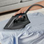 Electronice si Electrocasnice - Ingrijirea tesaturilor - Statii de calcat - Statie de calcat Rowenta Easy Steam VR5121F0, 2400 W, 5.2 bari, jet de abur 230 g/min, abur variabil 0-110 g/min - Infinity.ro