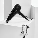 Ingrijire personala si Cosmetice - Aparate & accesorii ingrijire personala - Hair styling - Uscatoare de par - Uscator de par Rowenta x Karl Lagerfeld Studio Dry CV581LF0, 2100W, Tehnologie Effiwatts, 6 trepte de viteza si - Infinity.ro