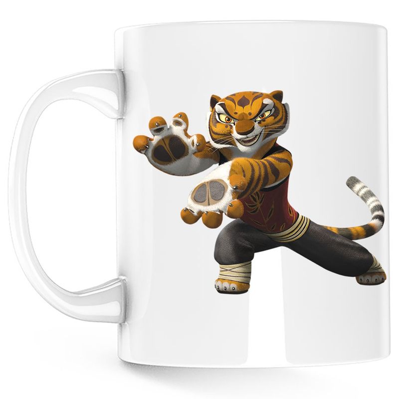 Casa si Gradina - Bucatarie si vesela - Cani si pahare - Cani si cesti - Cana Tigroaica Kung Fu Panda Curaj, alba, 330 ml - Infinity.ro