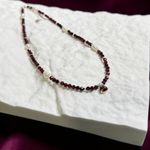 Fashion, accesorii si bijuterii - Femei - Bijuterii femei - Coliere femei - Colier elegant Enisse din cristale de Granat si Perle de cultura cu Argint 925 - Infinity.ro