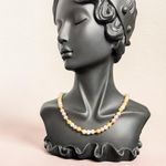 Fashion, accesorii si bijuterii - Femei - Bijuterii femei - Coliere femei - Colier Joplin din margele de sidef de scoica texturate cu accesorii din argint placate cu aur, ajustabil - Infinity.ro