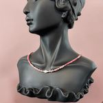 Fashion, accesorii si bijuterii - Femei - Bijuterii femei - Coliere femei - NOU! Colier elegant Ellis din rodonit si rodocrozit cu perla de cultura si accesorii din argint 925 - Infinity.ro