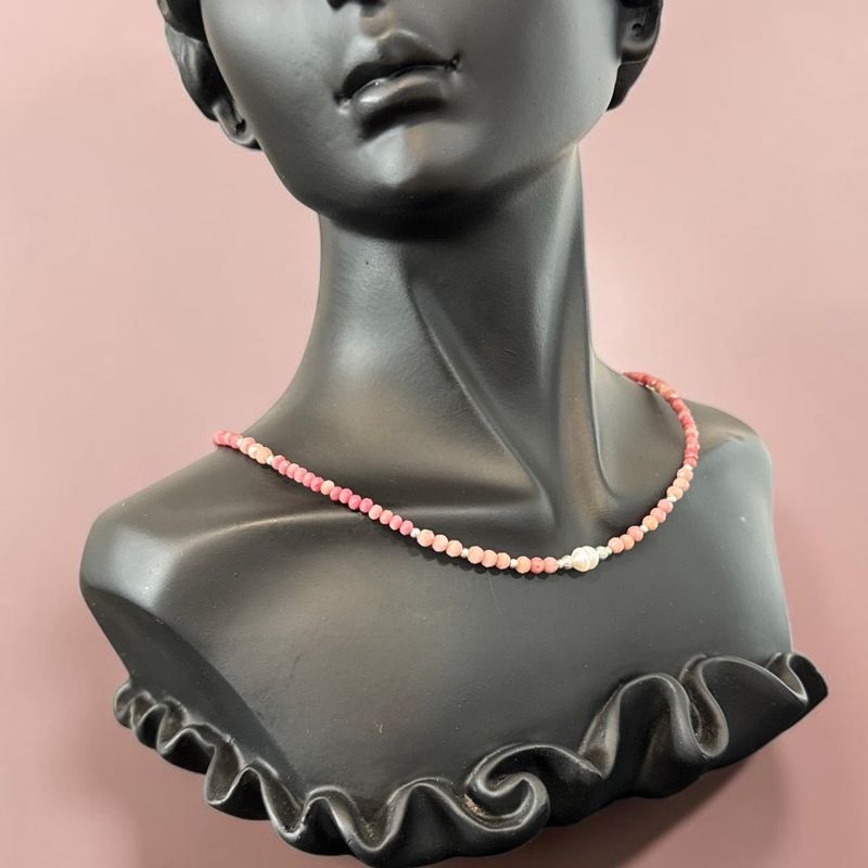Fashion, accesorii si bijuterii - Femei - Bijuterii femei - Coliere femei - NOU! Colier elegant Ellis din rodonit si rodocrozit cu perla de cultura si accesorii din argint 925 - Infinity.ro