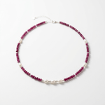 Fashion, accesorii si bijuterii - Femei - Bijuterii femei - Coliere femei - NOU! Colier choker Kiara din cristale de rubin si perle de cultura cu argint 925 - Infinity.ro