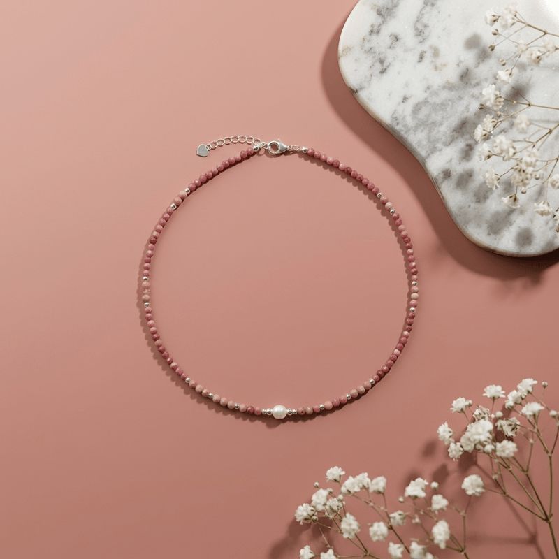 Fashion, accesorii si bijuterii - Femei - Bijuterii femei - Coliere femei - NOU! Colier elegant Ellis din rodonit si rodocrozit cu perla de cultura si accesorii din argint 925 - Infinity.ro