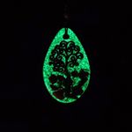 Fashion, accesorii si bijuterii - Femei - Bijuterii femei - Pandantive femei - Pandantiv orgonic luminos Darsh, cu Copacul Vietii cu Ochi de Tigru, Coral Rosu - Infinity.ro
