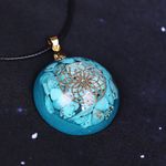 Fashion, accesorii si bijuterii - Femei - Bijuterii femei - Pandantive femei - Pandantiv Orgonic SHANTE din Pietre Turcoaz, cu Simbol Floarea Vietii, 3.6 cm - Infinity.ro