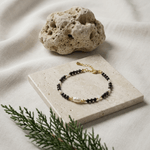 Fashion, accesorii si bijuterii - Femei - Bijuterii femei - Bratari femei - Bratara Thea eleganta din safir natural, piatra lunii cu perla centrala si argint 925 placat cu aur - Infinity.ro
