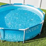 Casa si Gradina - Gradina si terasa - Piscine si accesorii - Piscine - Piscina rotunda cu cadru metalic Beachside Metal Frame Intex 28208NP, 305x76 cm, cu pompa filtrare - Infinity.ro