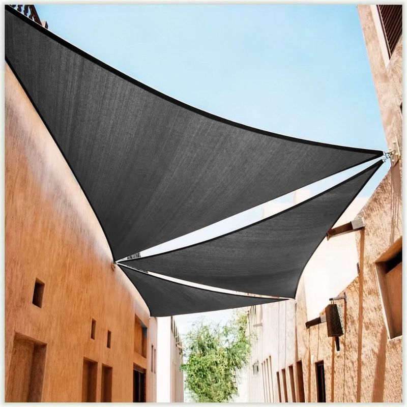 Casa si Gradina - Gradina si terasa - Umbrele si pavilioane - Umbrele - Prelata solara triunghiulara 400x400x400 cm, impermeabila, protectie UV, poliester 180g/mp, gri - Infinity.ro
