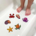 Casa si Gradina - Sanitare - Suporturi si accesorii baie - Accesorii baie - Set 6 stickere antiderapante baie, autoadezive, 10 cm - Infinity.ro