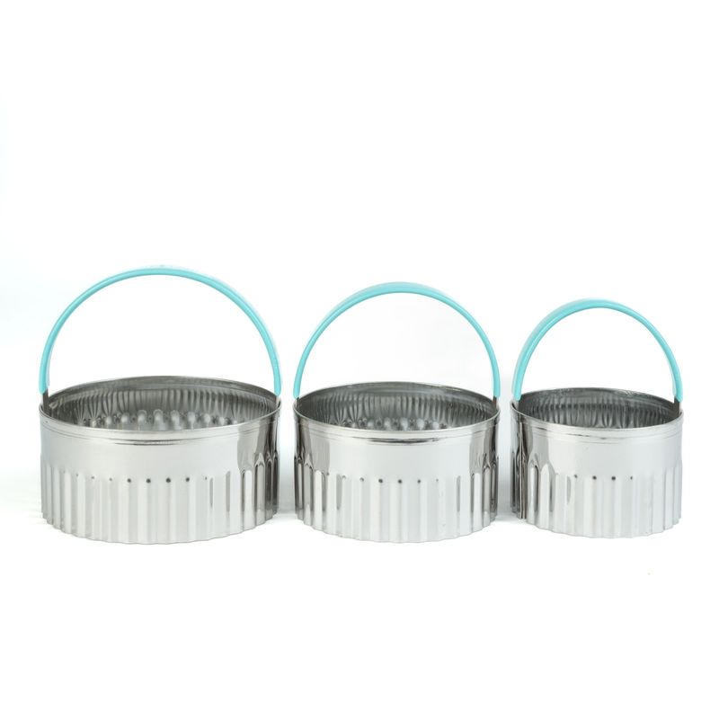 Casa si Gradina - Bucatarie si vesela - Ustensile bucatarie - Forme prajituri - Set forme biscuiti Baker's Secret inox 3 piese, decupatoare pentru fursecuri prajituri si fondant - Infinity.ro