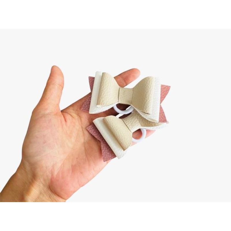 Fashion, accesorii si bijuterii - Copii - Accesorii copii - Accesorii pentru par copii - Fundite pentru fetite FELTLAND din piele artificiala, set 2 buc, 8*4.5cm, roz/alb/bej - Infinity.ro