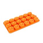 Casa si Gradina - Bucatarie si vesela - Ustensile bucatarie - Forme prajituri - Forma de silicon Halloween 21x11 cm, 18 cuburi dovleac, portocaliu, usor de folosit si curatat - Infinity.ro