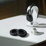 TV, Audio-Video si Foto - Portabile audio - Casti audio - Set 2 pernite casti Kwmobile pentru Sony MDR-DS7000, RF6000, RF6500, CD470, confort sporit, Piele ecologica, negru - Infinity.ro
