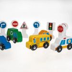 Jucarii, Copii si Bebe - Jucarii si jocuri - Jucarii & jocuri educative - Jocuri si jucarii educative - Vehicule din lemn cu roti si forme, 15 Piese, 3ani+, 29.5×4.5×19 cm - Infinity.ro