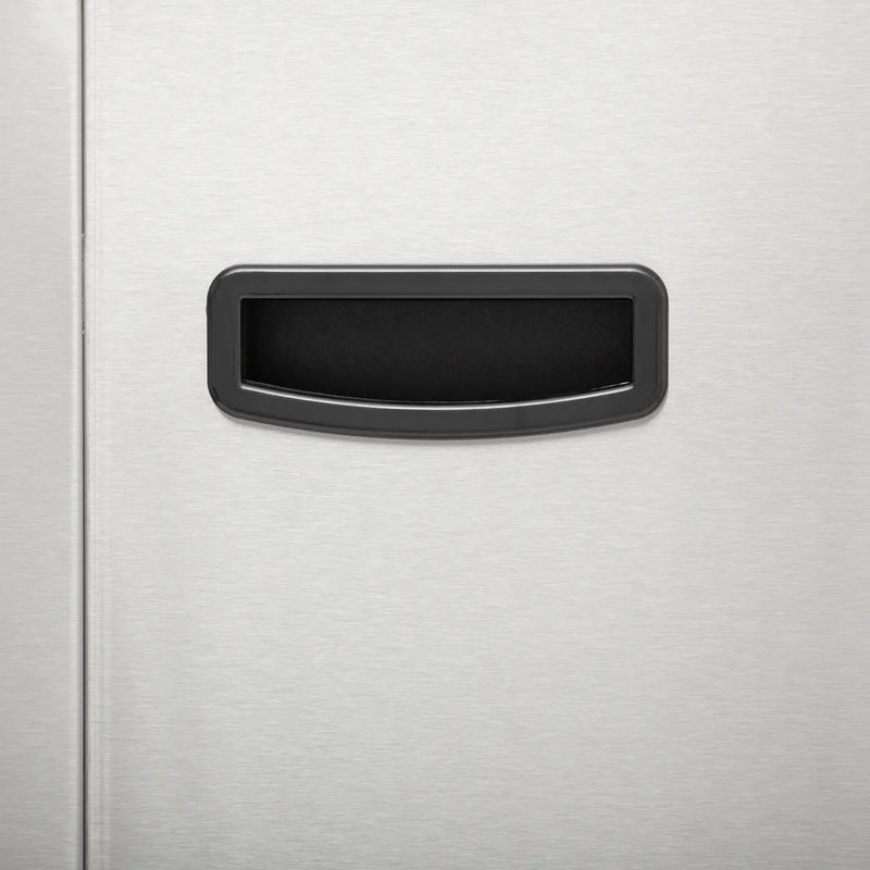 Casa si Gradina - Mobilier - Organizare si depozitare - Cosuri de gunoi - Cos de gunoi 5Five Sensor, 40L, otel inoxidabil, deschidere automata, 33x24x66 cm, argintiu - Infinity.ro