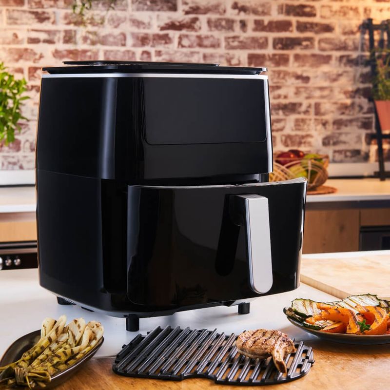 Electronice si Electrocasnice - Electrocasnice bucatarie - Aparate de gatit & desert - Friteuze - Friteuza cu aer cald, grill si abur Tefal Easy Fry & Steam FW201815, 1700W, 6.89 litri, 7 programe automate - Infinity.ro