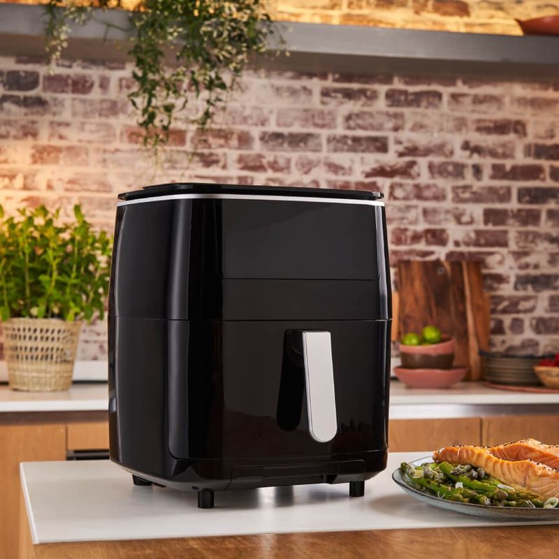 Electronice si Electrocasnice - Electrocasnice bucatarie - Aparate de gatit & desert - Friteuze - Friteuza cu aer cald, grill si abur Tefal Easy Fry & Steam FW201815, 1700W, 6.89 litri, 7 programe automate - Infinity.ro