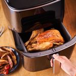Electronice si Electrocasnice - Electrocasnice bucatarie - Aparate de gatit & desert - Friteuze - Friteuza cu aer cald, grill si abur Tefal Easy Fry & Steam FW201815, 1700W, 6.89 litri, 7 programe automate - Infinity.ro