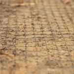 Casa si Gradina - Gradinarit si plante - Sere si solarii - Plasa gradina anti daunatori si cartite, 45g/m2, 2x200 metri, ochiuri 15 mm, negru - Infinity.ro