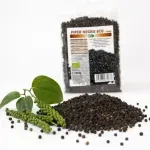 Market - Bacanie - Condimente si sosuri - Piper negru boabe intregi BIO, 500g - Infinity.ro