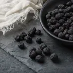 Market - Bacanie - Chipsuri si snacksuri - Fructe uscate - Fructe de aronia BIO, indulcite cu suc de mere, 150g - Infinity.ro