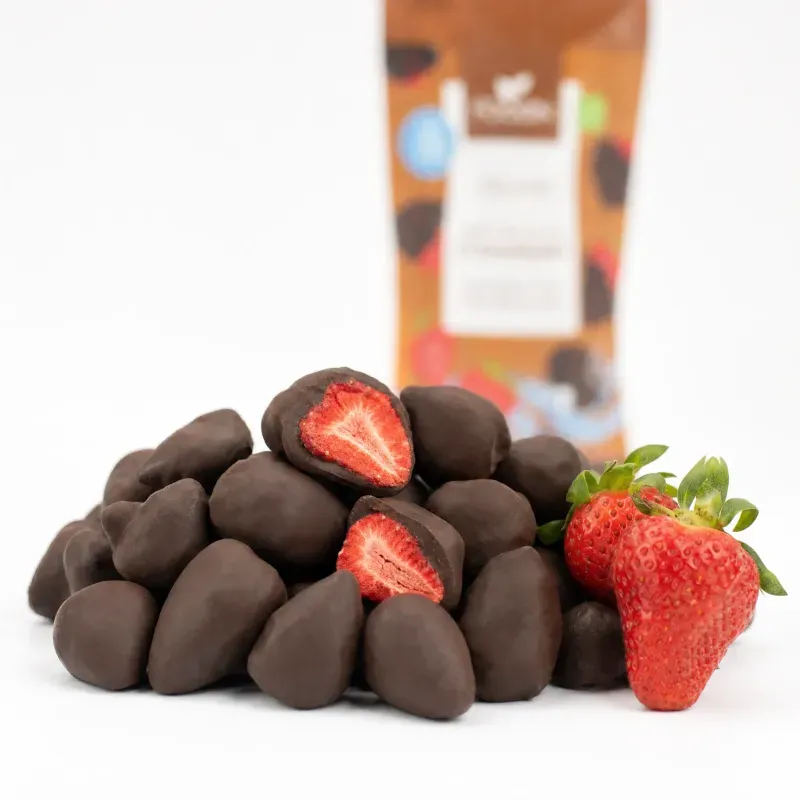 Market - Bacanie - Dulciuri - Ciocolata - Capsuni intregi in ciocolata raw fara zahar BIO, 50g - Infinity.ro