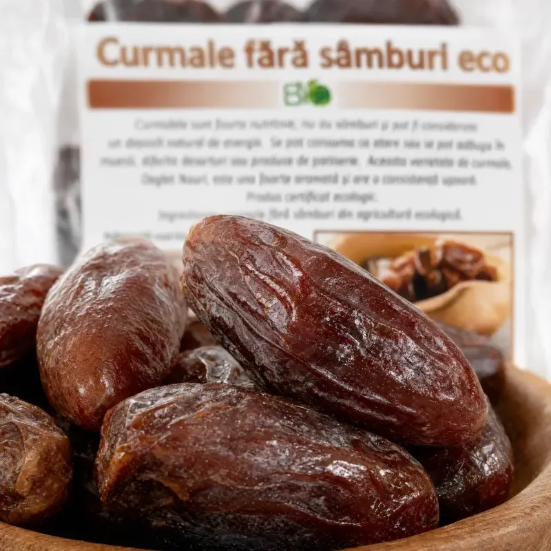 Market - Bacanie - Chipsuri si snacksuri - Fructe uscate - Curmale fara samburi, BIO, 200g - Infinity.ro