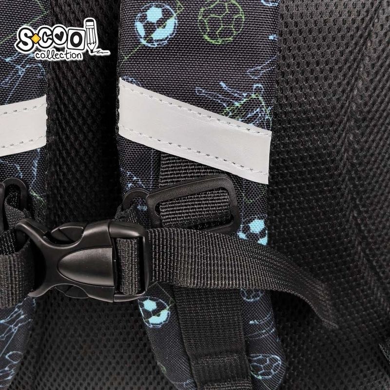 Carti si Birotica - Rechizite - Rucsacuri si genti scolare - Ghiozdan 3D ergonomic, 30x22x42 cm, FOOTBALL - Infinity.ro