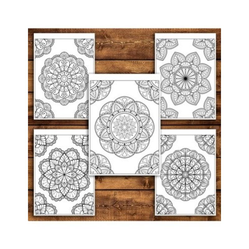 Carti si Birotica - Carti - Carti pentru copii - Carti de colorat - Carte de colorat pentru relaxare si antistres, 50 de ilustratii, Mandale Hipnotizante, 106 pagini, A5 - Infinity.ro