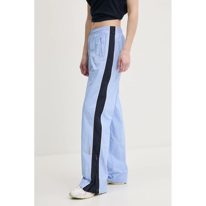 Fashion, accesorii si bijuterii - Femei - Imbracaminte femei - Pantaloni femei - Pantaloni de trening dama Guess Jeans W5RB58 XS INTL Albastru deschis - Infinity.ro