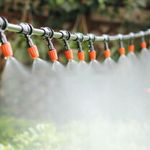 Casa si Gradina - Gradinarit si plante - Instalatii si accesorii pentru irigatii - Accesorii irigare - Sistem Irigare prin Pulverizare, Perdea de Apa pentru Gradina, Gazon sau Terasa, Lungime 20m, cu Duze de Ceata Fina - Infinity.ro