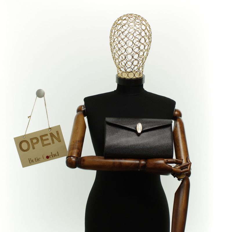 Fashion, accesorii si bijuterii - Femei - Accesorii femei - Genti si rucsacuri femei - Geanta plic, de dama, din material sintetic, ButicCochet, 23x14x5 cm, Negru - GND1143 - Infinity.ro