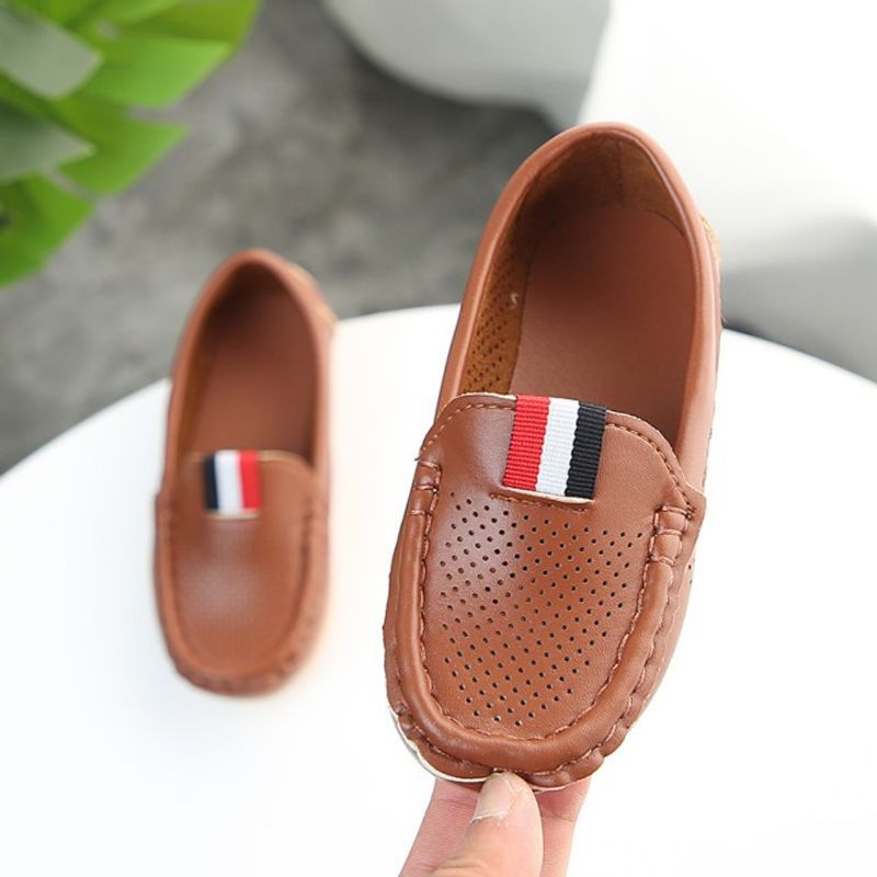 Fashion, accesorii si bijuterii - Copii - Incaltaminte copii - Pantofi copii - Mocasini SuperBebeShop, Model Pirates, Piele ecologica, Baieti, Fara inchidere, Maro, 29 - Infinity.ro