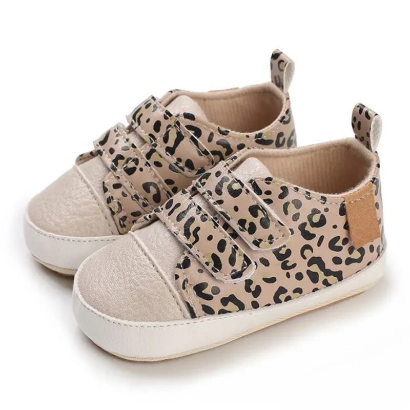 Fashion, accesorii si bijuterii - Copii - Incaltaminte copii - Pantofi copii - Pantofi SuperBaby Leopard, Elegant, Piele ecologica, Fete, Multicolor, 18 - Infinity.ro