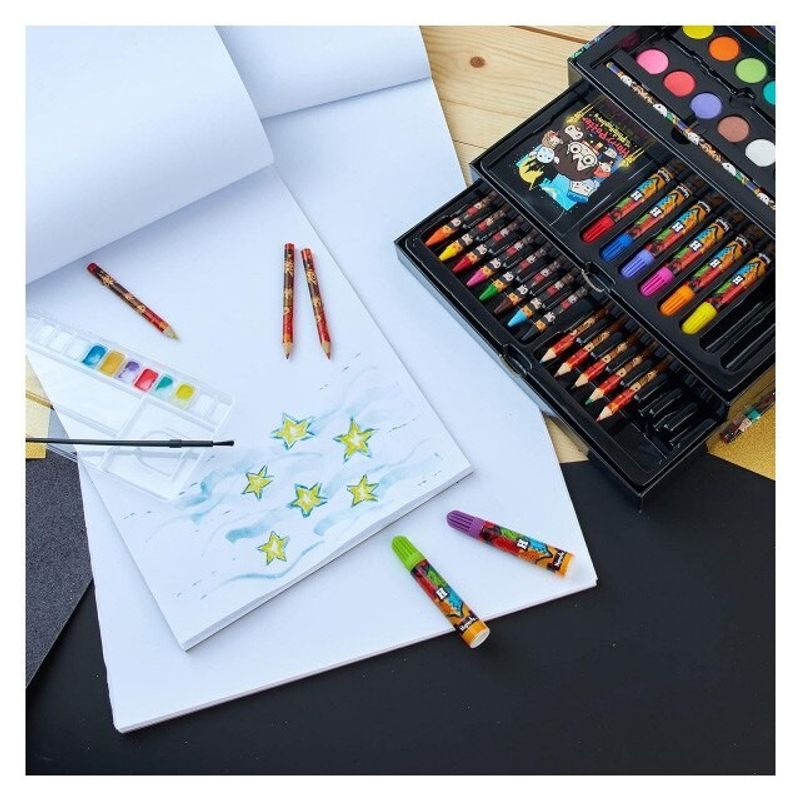 Jucarii, Copii si Bebe - Jucarii si jocuri - Jucarii & jocuri educative - Seturi pictura si desen - Set creativ de pictat cu Harry Potter, 42 piese, creioane cerate, carioci, acuarele si accesorii, in trusa, Maro - Infinity.ro