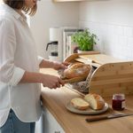 Casa si Gradina - Bucatarie si vesela - Organizare si depozitare bucatarie - Cutii alimentare - Cutie pentru paine din bambus cu capac glisant, raft superior, 38x28x18 cm, bambus natur maro - Infinity.ro
