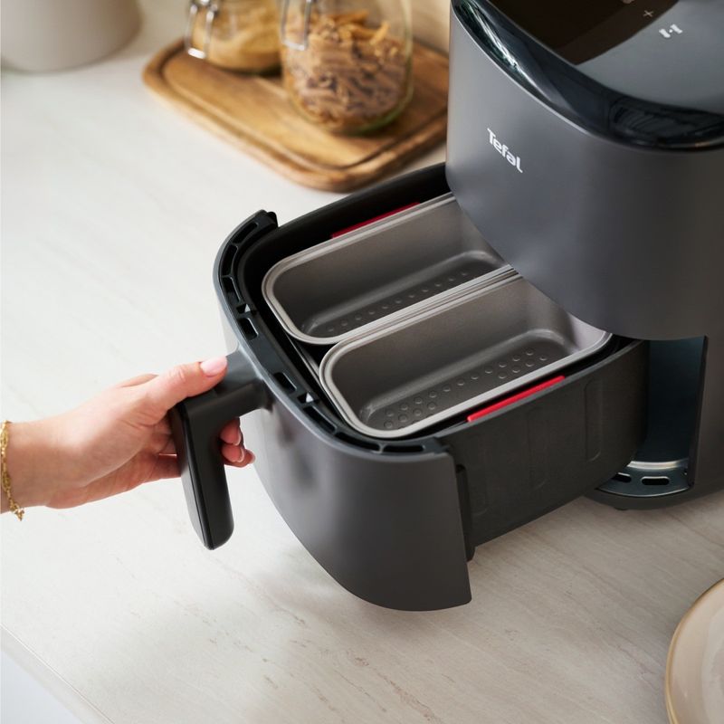 Casa si Gradina - Bucatarie si vesela - Vase pentru gatit - Tavi copt - Set de 5 accesorii Tefal Dail'Easy J701S544 pentru friteuza de 4.6 L, invelis antiaderent, otel carbon, tava perforata - Infinity.ro