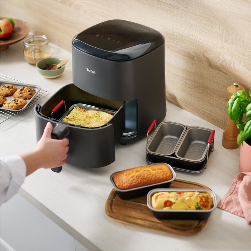 Casa si Gradina - Bucatarie si vesela - Vase pentru gatit - Tavi copt - Set de 5 accesorii Tefal Dail'Easy J701S544 pentru friteuza de 4.6 L, invelis antiaderent, otel carbon, tava perforata - Infinity.ro