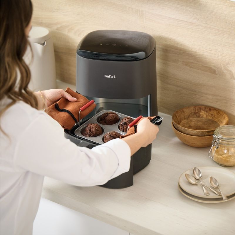 Casa si Gradina - Bucatarie si vesela - Vase pentru gatit - Tavi copt - Set de 3 accesorii Tefal Dail'Easy J701S344 pentru friteuze de 4.6 L, invelis antiaderent, otel carbon, tava perforata - Infinity.ro