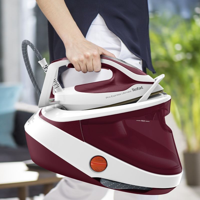 Electronice si Electrocasnice - Ingrijirea tesaturilor - Statii de calcat - Statie de calcat Tefal Pro Express Ultimate GV9711E0, 3000W, 7,5 bari, jet de abur 590 g/min, abur variabil 0-155 - Infinity.ro