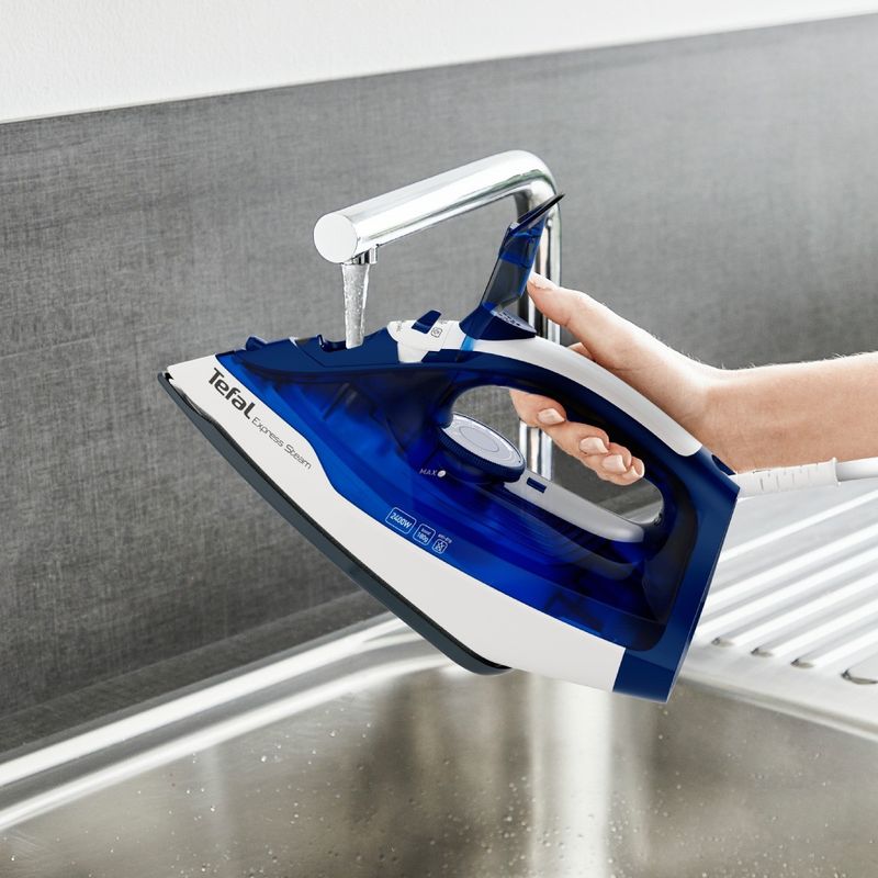 Electronice si Electrocasnice - Ingrijirea tesaturilor - Fiare de calcat - Fier de calcat Tefal Express Steam FV2838E0, 2400W, jet de abur 180 g/min, abur variabil 40 g/min, 270 ml, functie - Infinity.ro