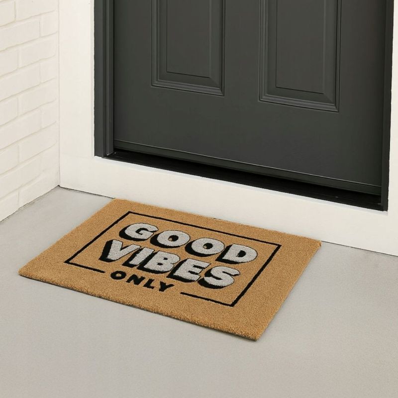 Casa si Gradina - Textile si covoare - Covoare - Covorase intrare - Covor intrare din fibra de cocos 39x59 cm, cu mesaj Good Vibes Only - Infinity.ro