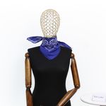 Fashion, accesorii si bijuterii - Femei - Accesorii femei - Esarfe si fulare femei - Bandana din bumbac, dimensiune 55 x 55 cm, Buticcochet, imprimeu stilizat, Albastru electric - ES2225 - Infinity.ro