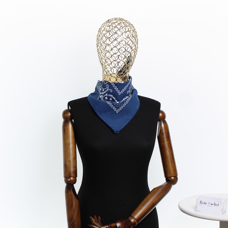 Fashion, accesorii si bijuterii - Femei - Accesorii femei - Esarfe si fulare femei - Bandana din bumbac, dimensiune 55 x 55 cm, imprimeu mandala, Buticcochet, Albastru inchis - ES2204 - Infinity.ro