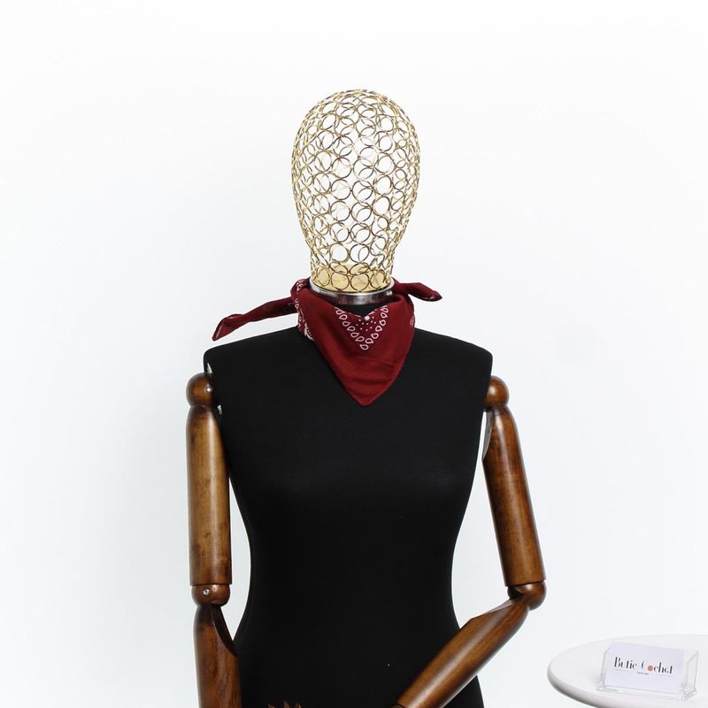 Fashion, accesorii si bijuterii - Femei - Accesorii femei - Esarfe si fulare femei - Bandana din bumbac, dimensiune 55 x 55 cm, imprimeu mandala, Buticcochet, Visiniu - ES2195 - Infinity.ro