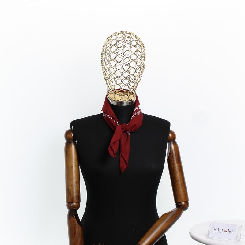 Fashion, accesorii si bijuterii - Femei - Accesorii femei - Esarfe si fulare femei - Bandana din bumbac, dimensiune 55 x 55 cm, imprimeu mandala, Buticcochet, Visiniu - ES2195 - Infinity.ro