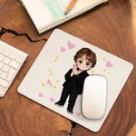 PC, gaming si accesorii - Periferice PC - Mousepad - Mousepad Lewis Capaldi Chibi Cartoon, 21x19cm - Infinity.ro